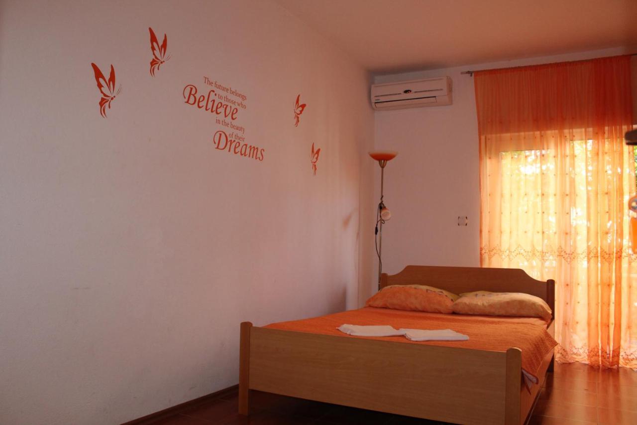 Nikola Leko Guest House Хвар Екстер'єр фото